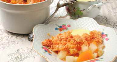 Рецепт: Шарлотка с яблоками и абрикосами